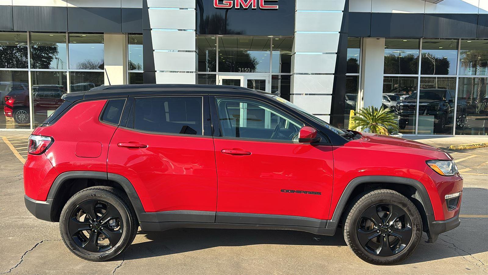 Used 2021 Jeep Compass Altitude w/ Sun and Sound Group image 8