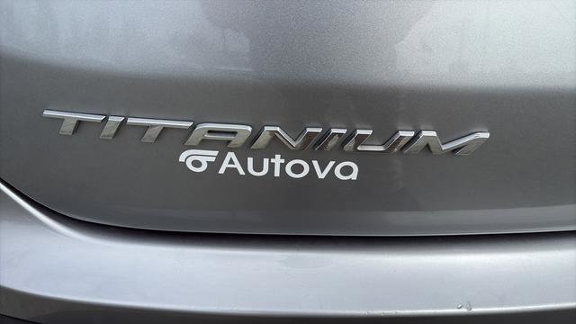 Used 2024 Ford Edge Titanium image 24