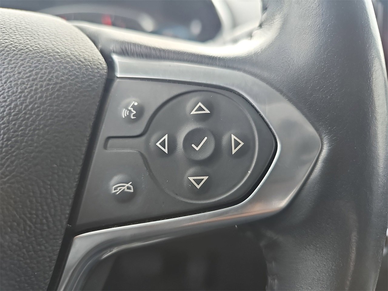 Used 2021 Chevrolet Traverse Premier w/ Redline Edition image 19