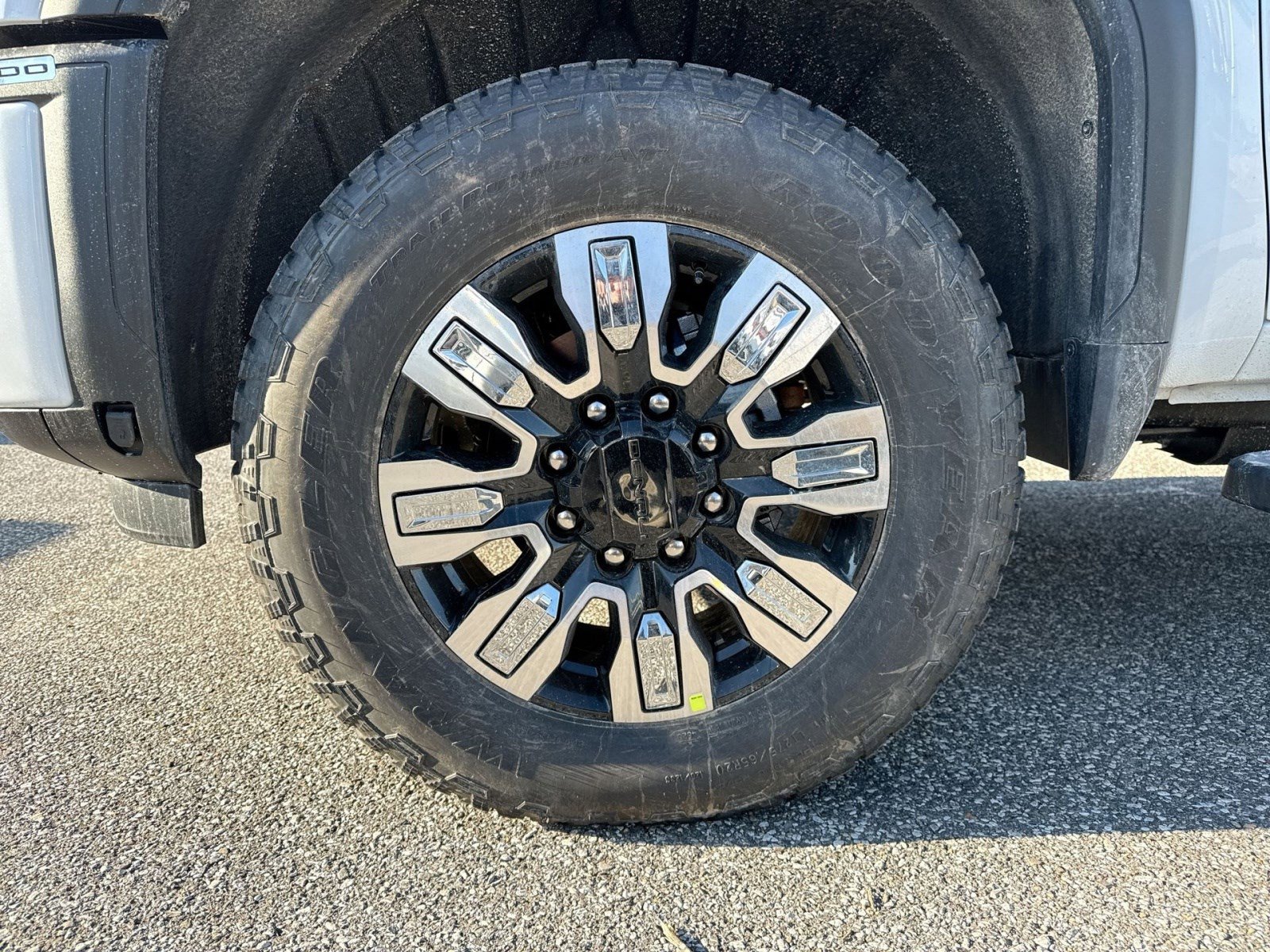 New 2026 GMC Sierra 2500 Denali w/ Denali Reserve Package image 12