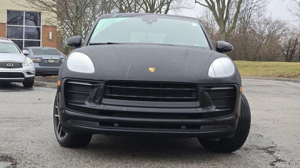Used 2022 Porsche Macan image 14