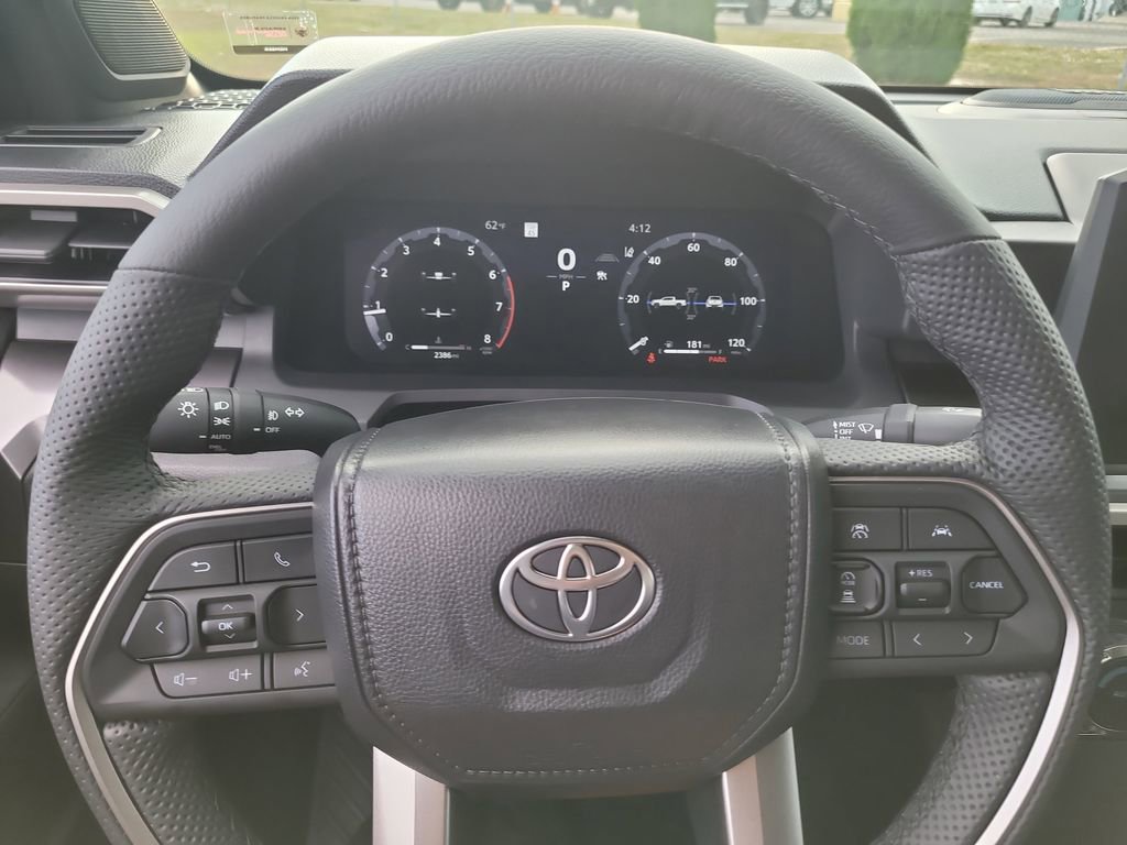 Used 2025 Toyota Tacoma TRD Off-Road image 28