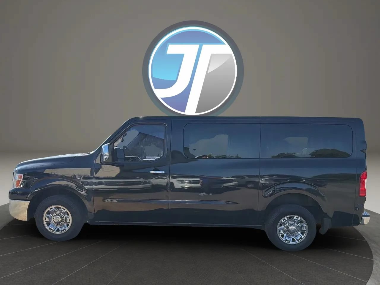 Used 2014 Nissan NV 3500 SL w/ Technology Package RWD image 48