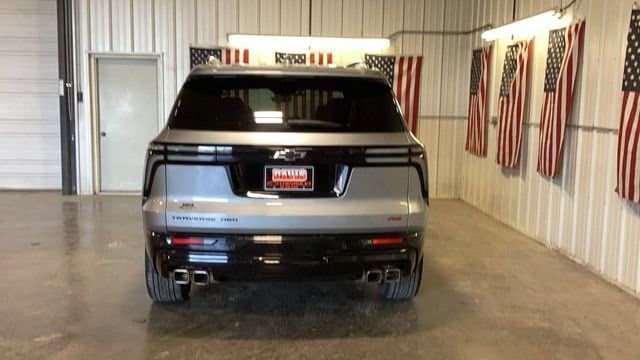 Used 2024 Chevrolet Traverse RS w/ LPO, Floor Liner Package AWD/4WD image 5