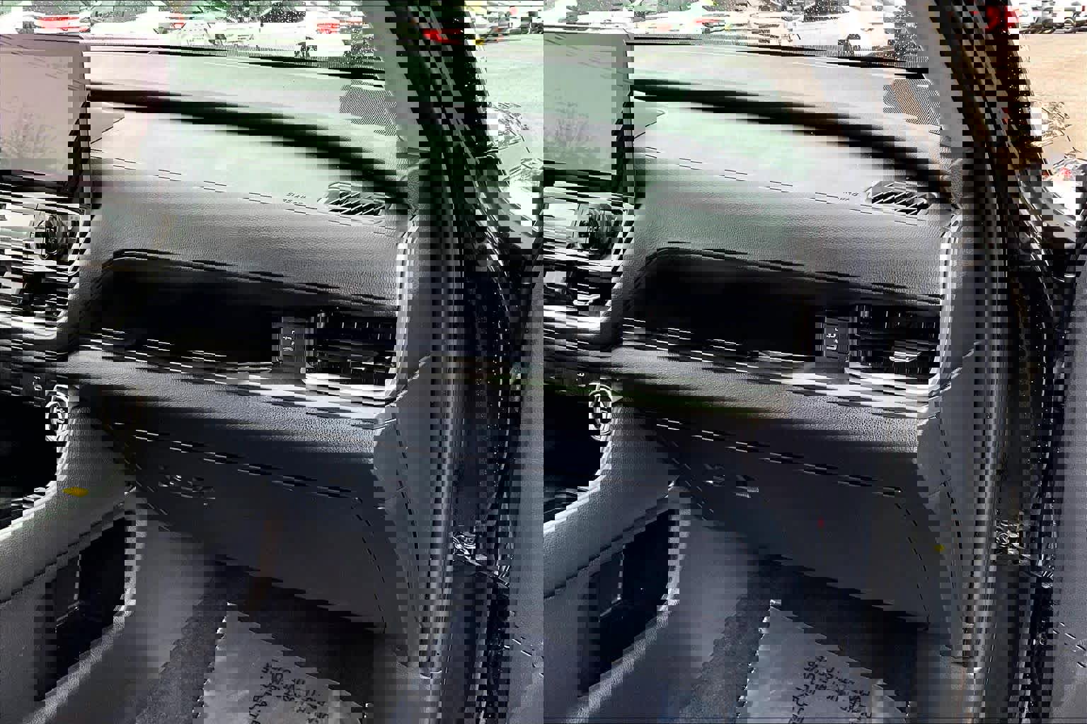 Used 2025 Toyota Grand Highlander AWD image 17