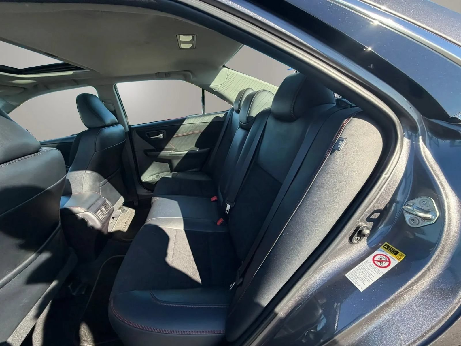 Used 2016 Toyota Camry XSE w/ Moonroof Package FWD image 12