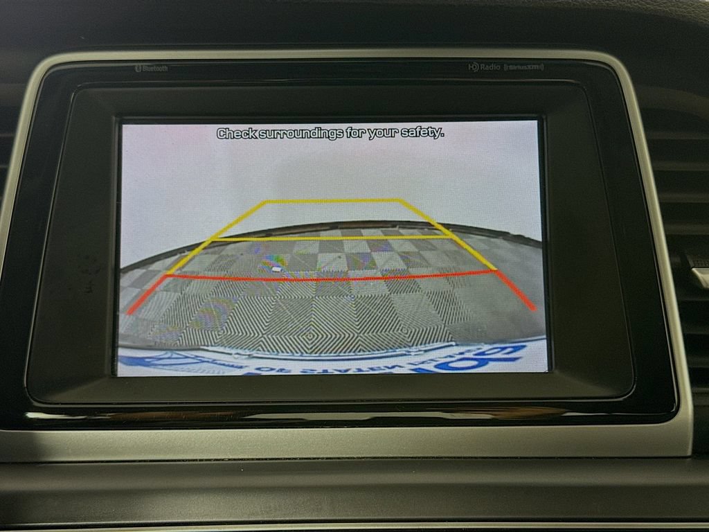 Used 2019 Hyundai Sonata Limited FWD image 16