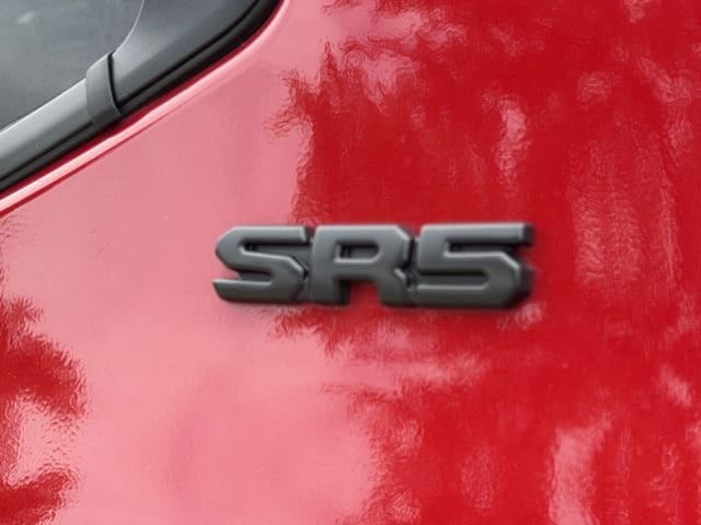 Used 2025 Toyota Tundra SR5 w/ SR5 Premium Package AWD/4WD image 8