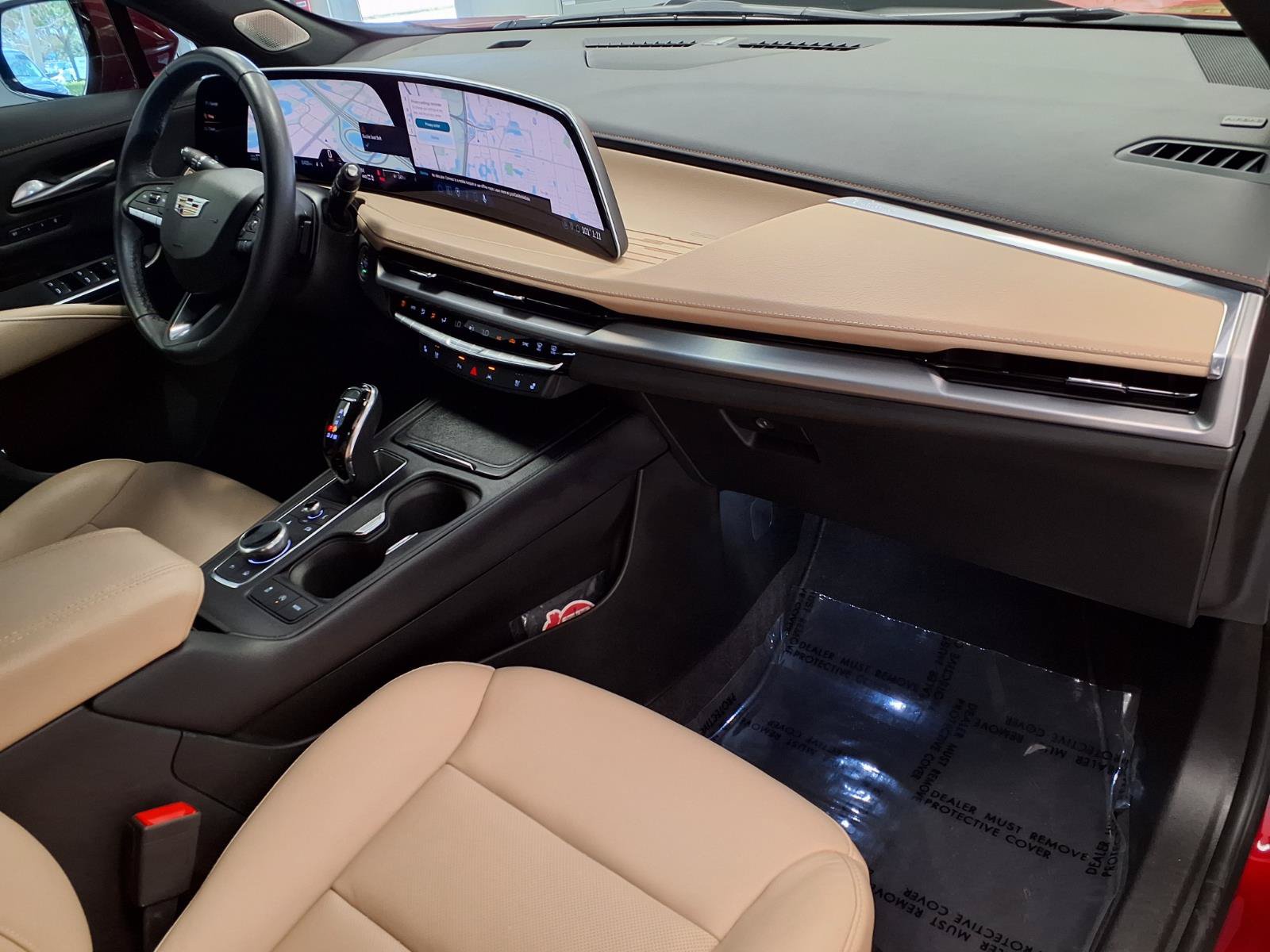 Certified 2024 Cadillac XT4 Premium Luxury AWD/4WD image 9