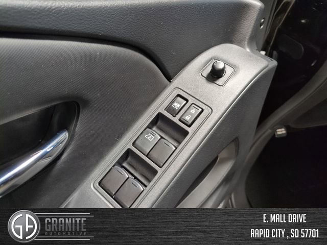 Used 2024 Nissan Frontier SL w/ Technology Package image 11