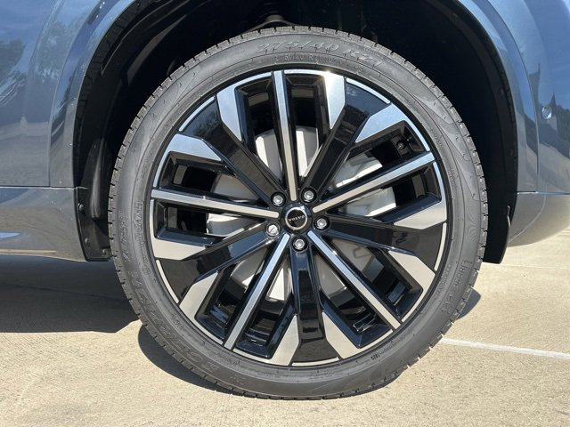 New 2026 Volvo XC90 T8 Plus image 9