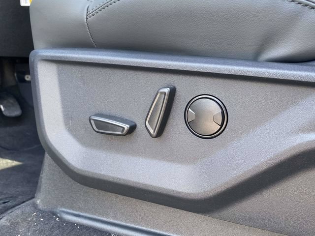 New 2026 Ford Expedition Max Active RWD image 17