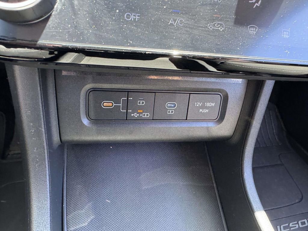 Certified 2025 Hyundai Tucson SEL AWD/4WD image 26