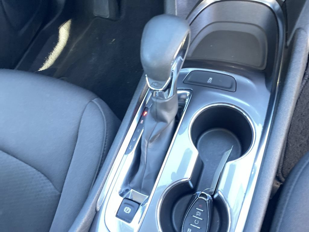 Used 2023 Chevrolet Malibu LT FWD image 24