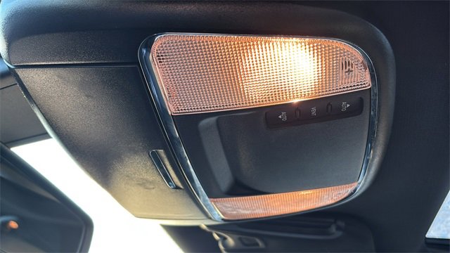 Used 2019 Dodge Charger SXT w/ Blacktop Package image 22