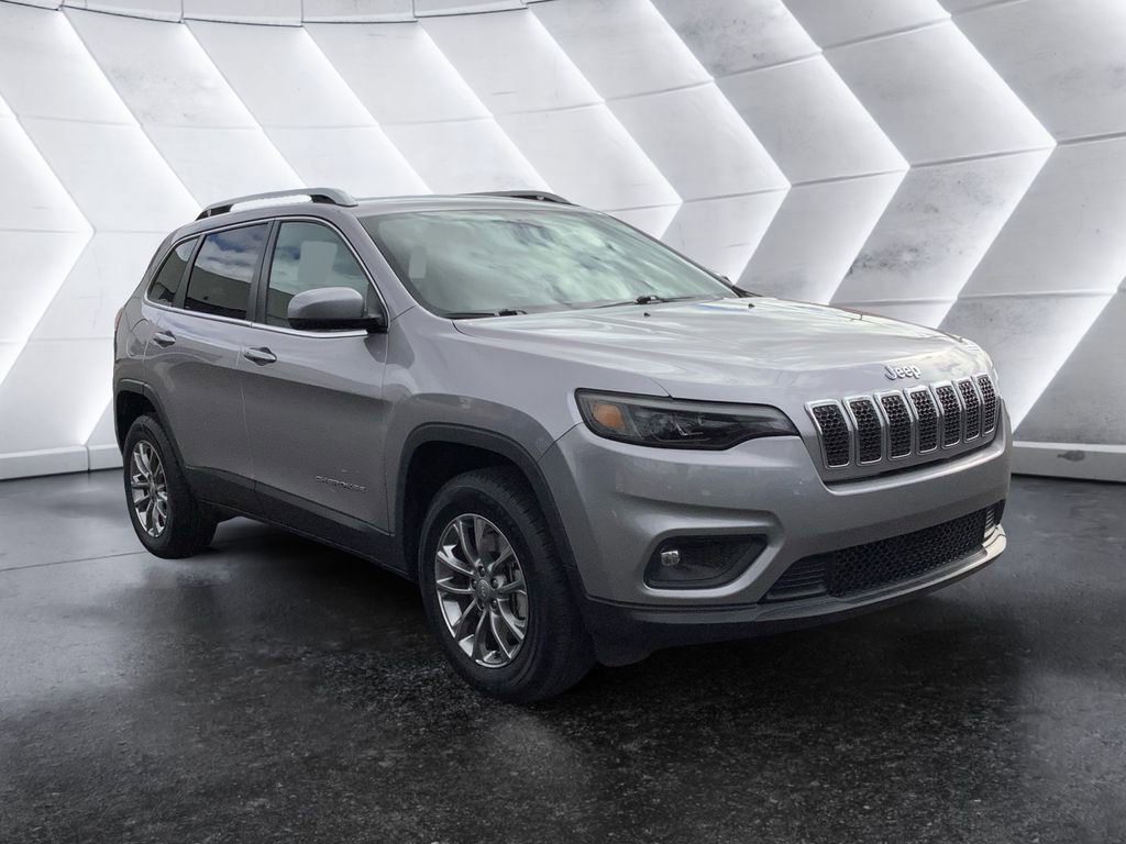 Used 2020 Jeep Cherokee Latitude Plus w/ Comfort/Convenience Group