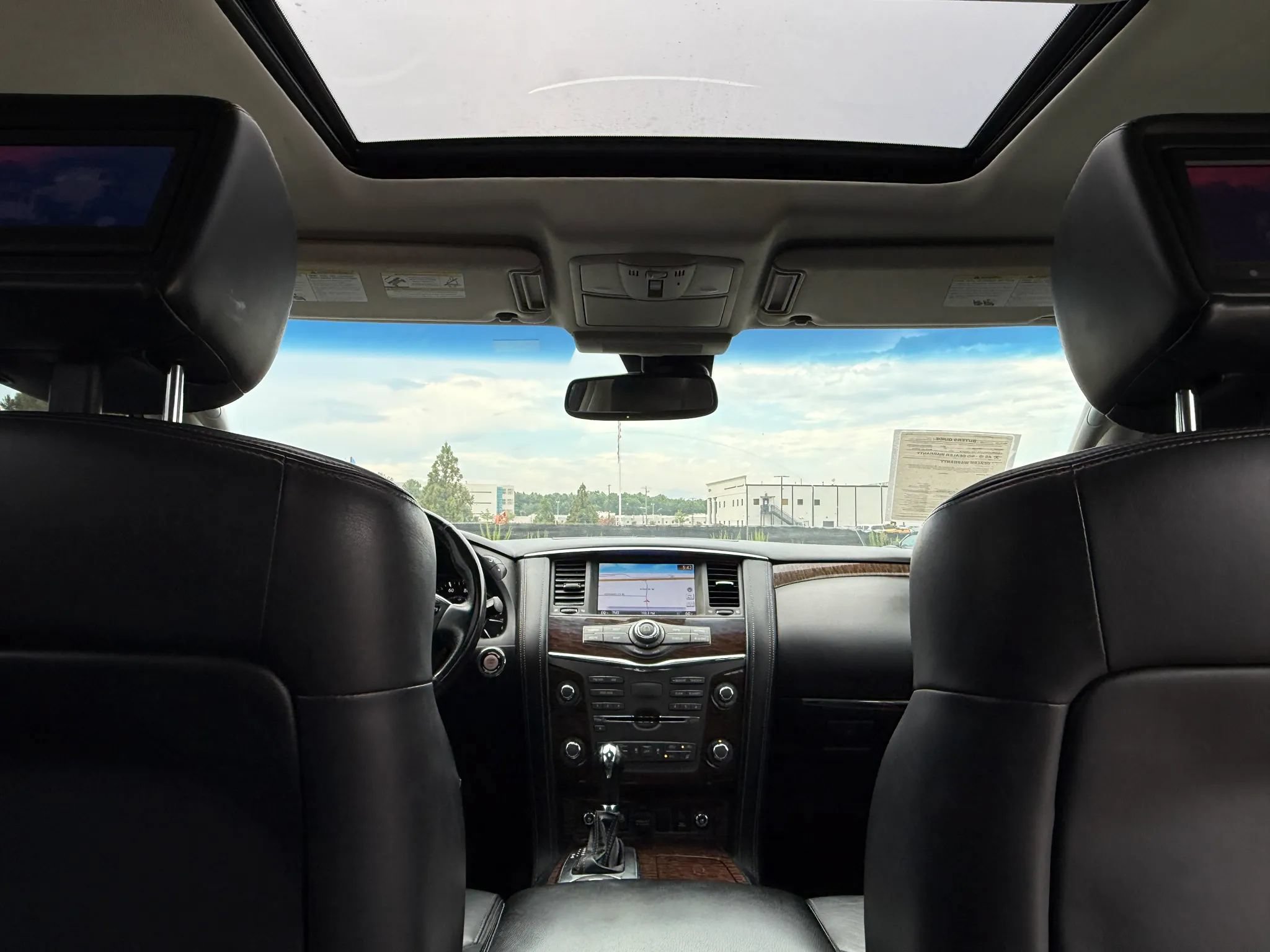 Used 2017 Nissan Armada Platinum RWD image 23