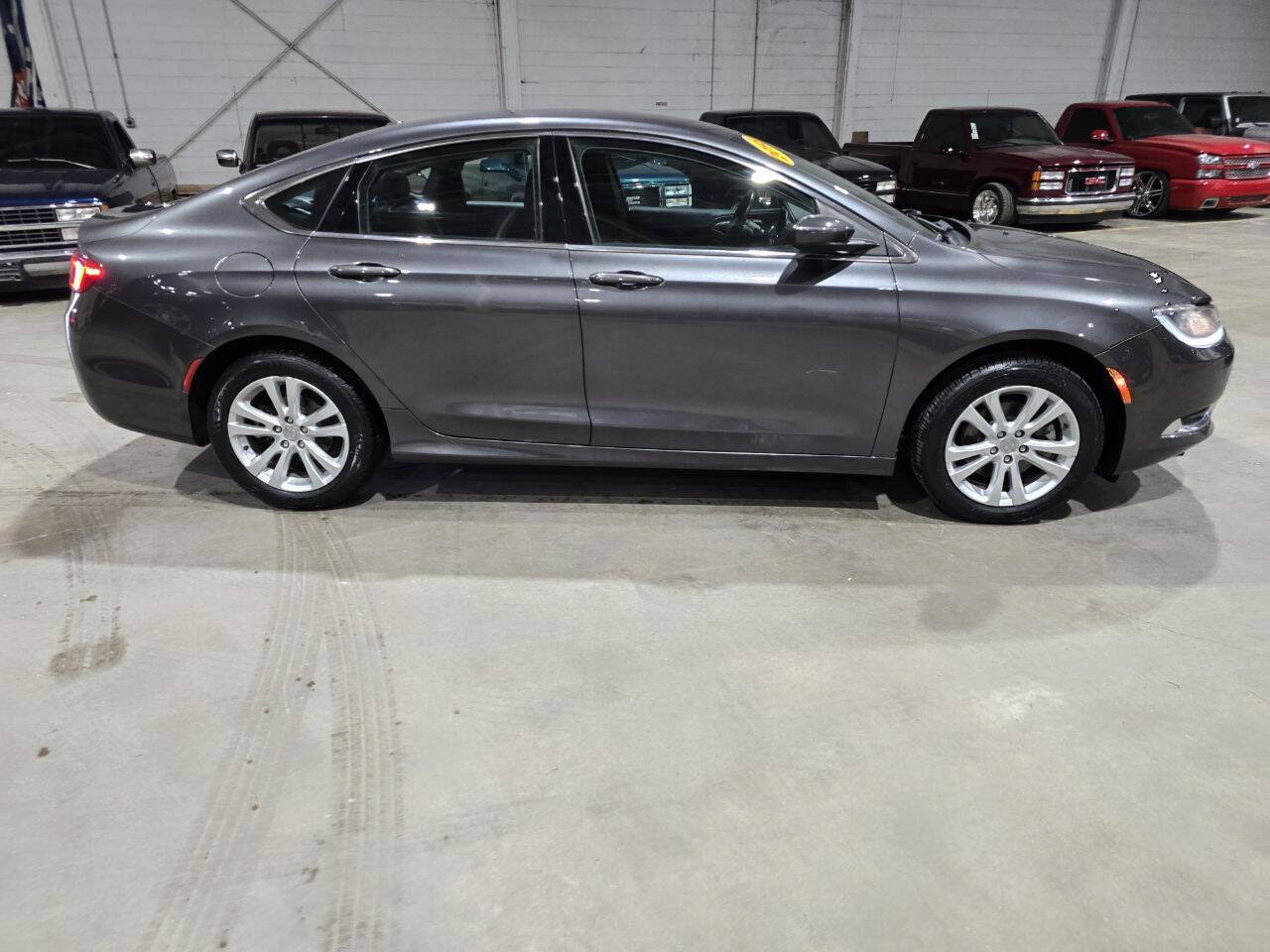 Used 2015 Chrysler 200 Limited w/ Convenience Group FWD image 13