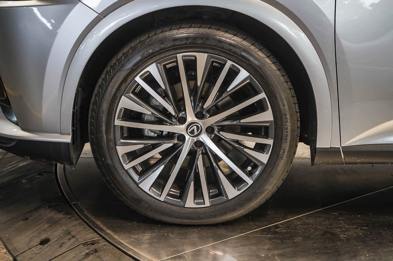 Used 2023 Lexus RX 350 Premium Plus w/ Cold Area Package image 9
