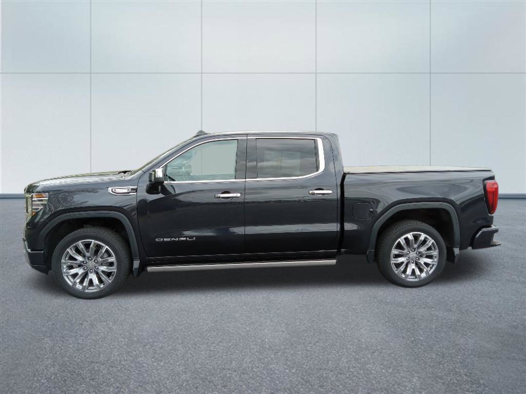 Used 2026 GMC Sierra 1500 Denali AWD/4WD image 2