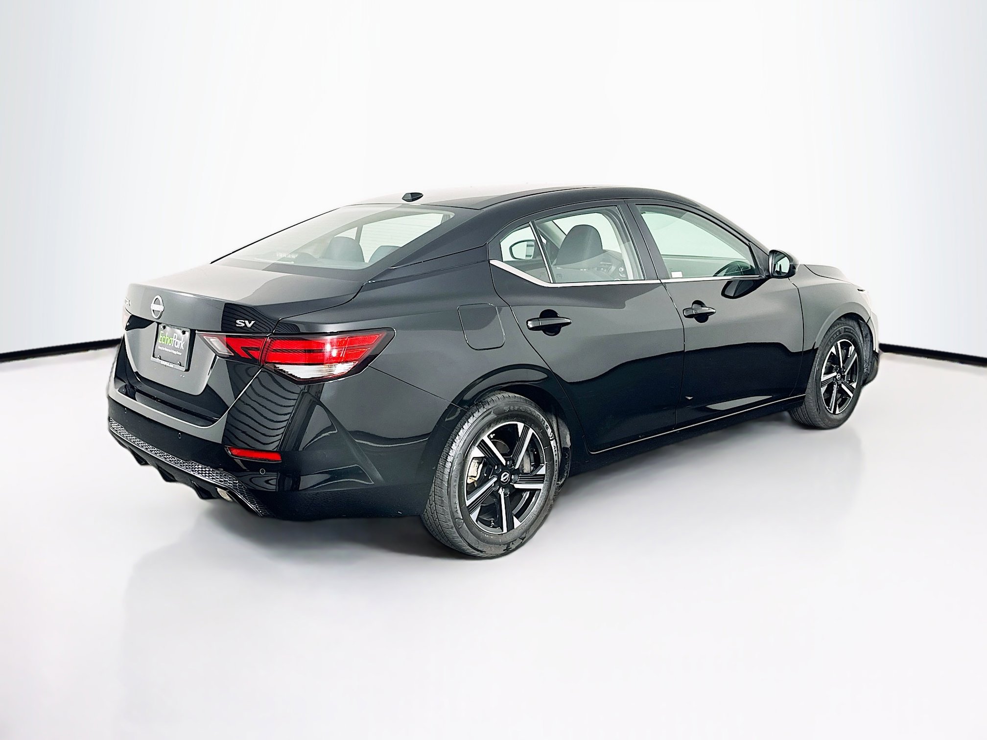 Used 2024 Nissan Sentra SV image 9