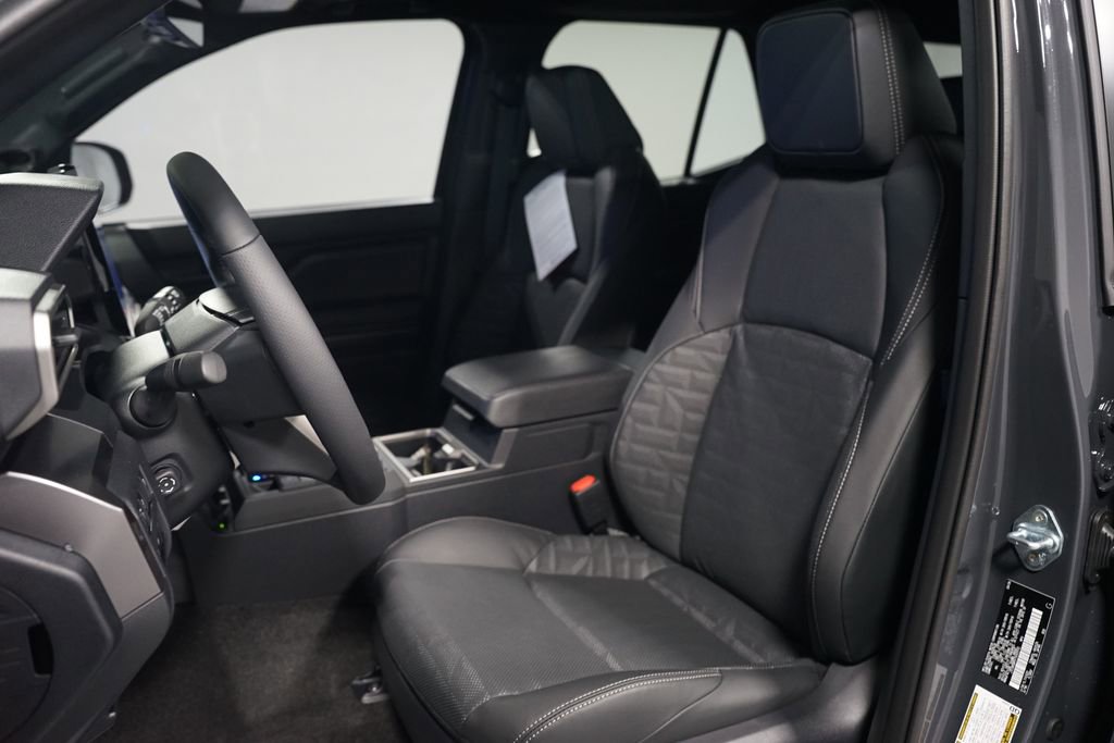 New 2026 Toyota 4Runner TRD Off-Road Premium AWD/4WD image 31