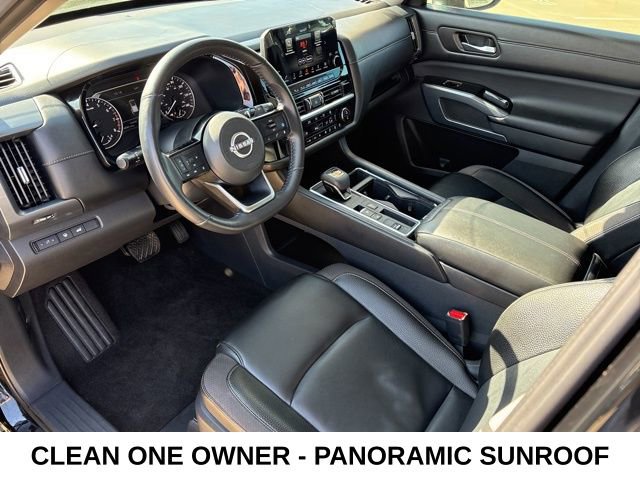 Used 2025 Nissan Pathfinder SL w/ SL Premium Package image 13
