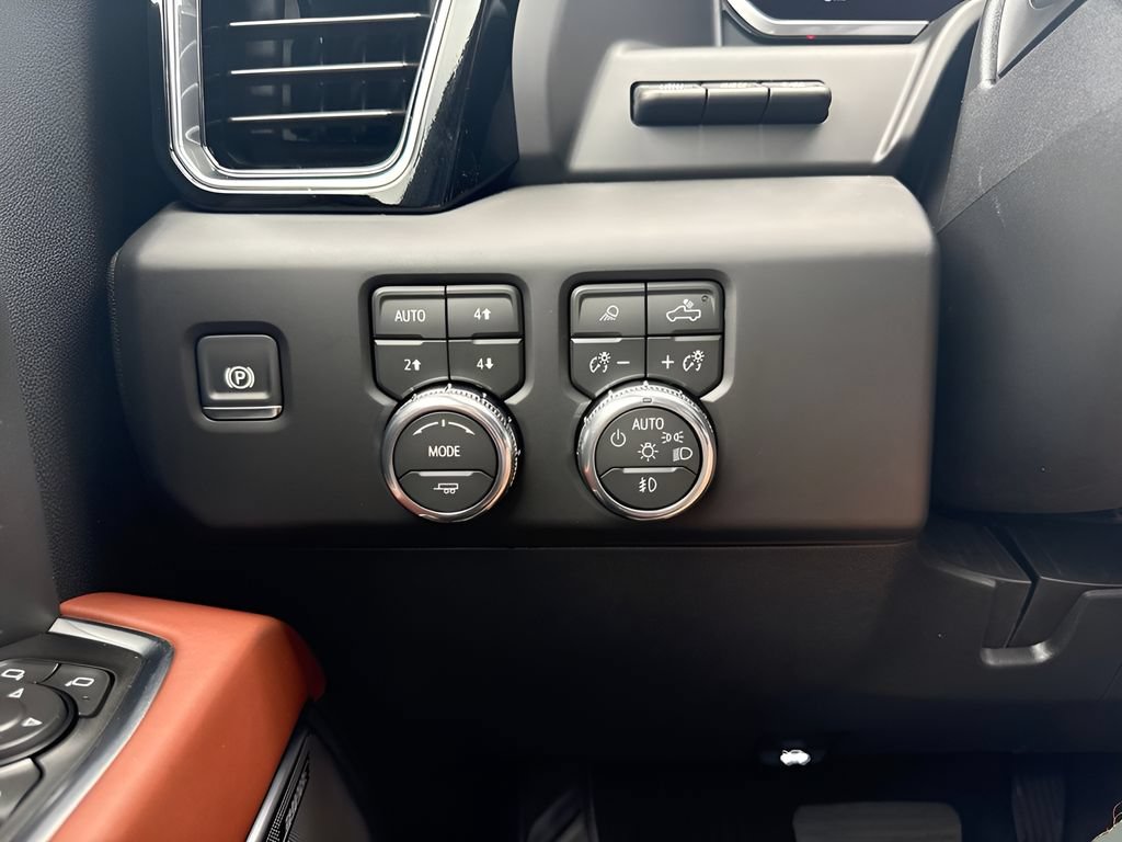 New 2026 GMC Sierra 3500 Denali Ultimate AWD/4WD image 26