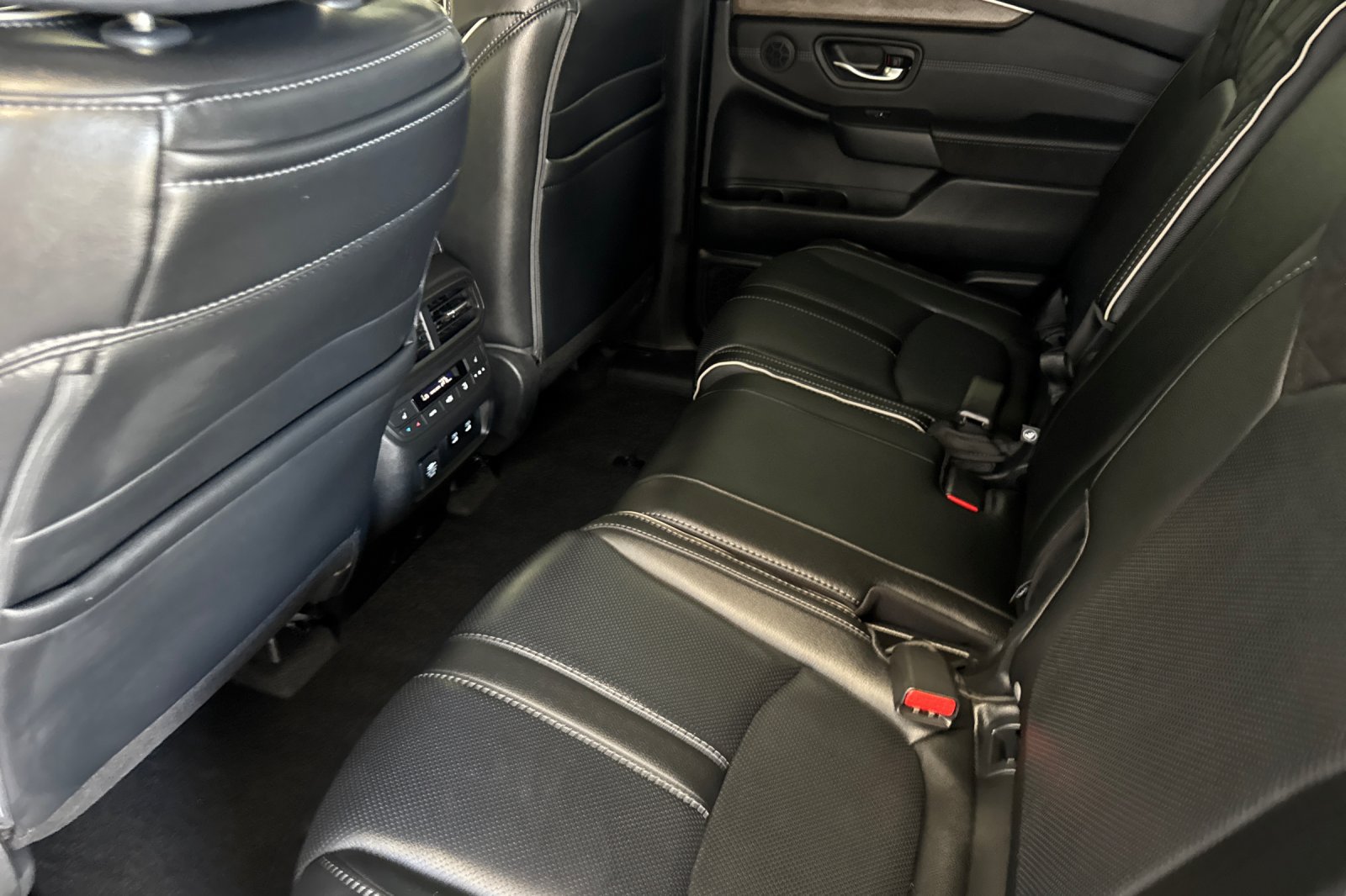 New 2026 Honda Pilot Elite image 9