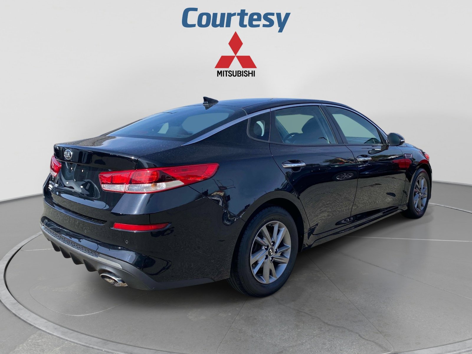 Used 2019 Kia Optima LX FWD image 5