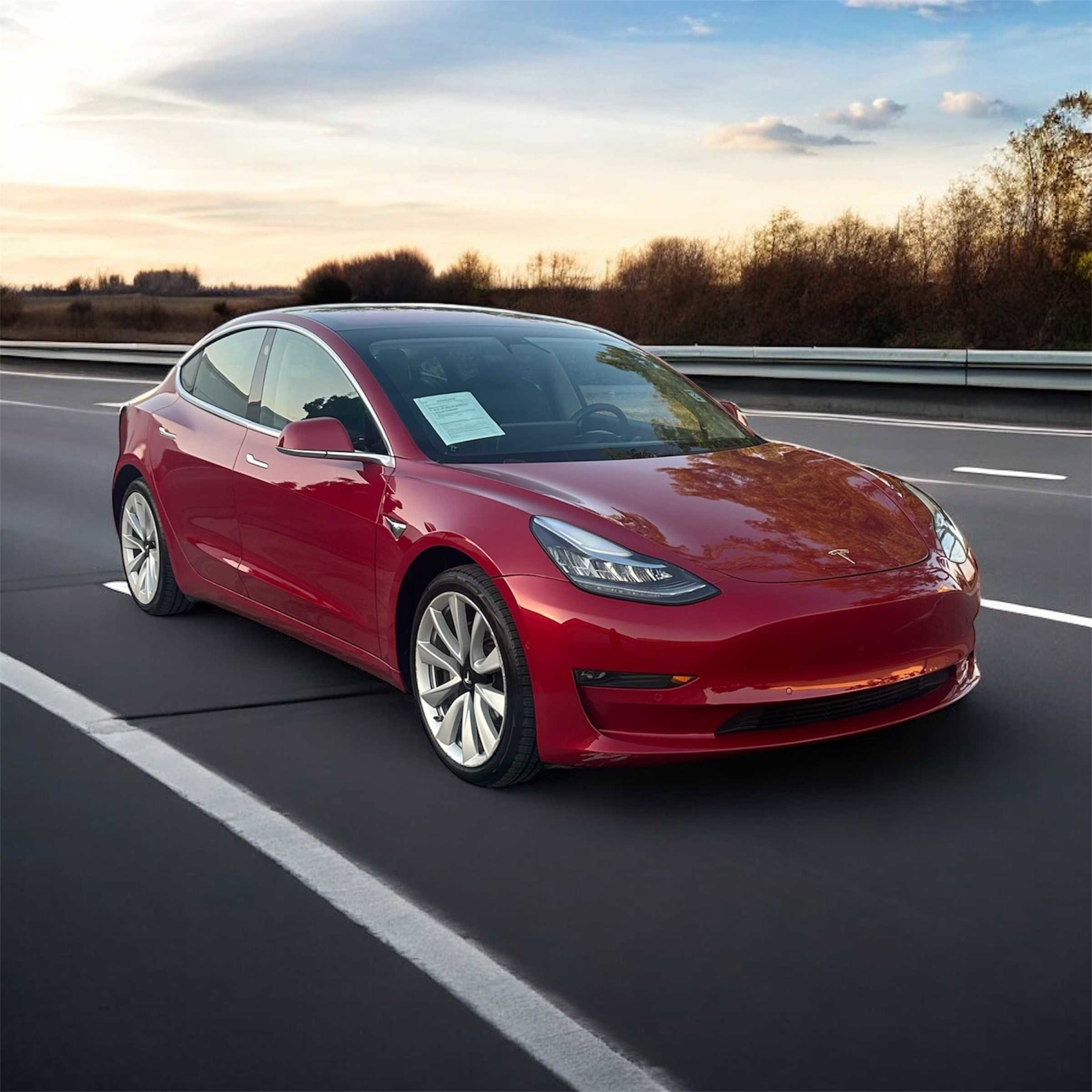 Used 2018 Tesla Model 3 Long Range image 1