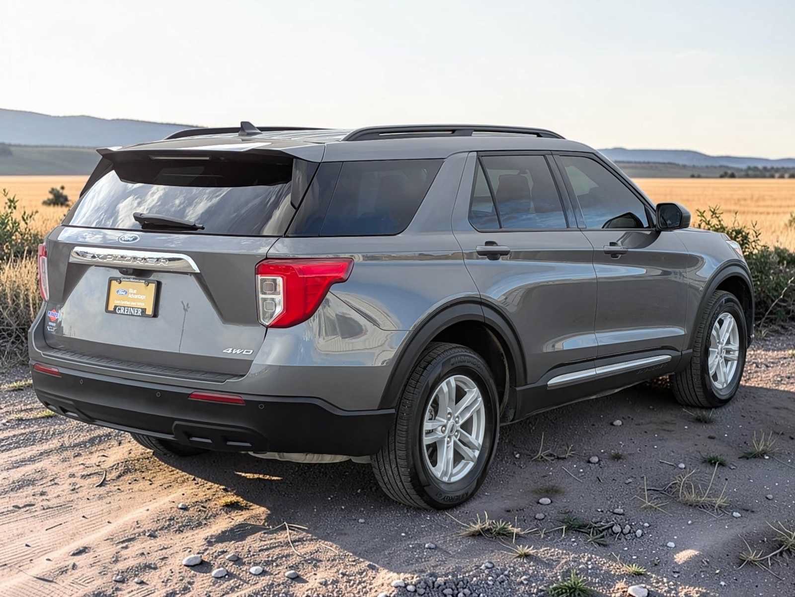 Certified 2024 Ford Explorer XLT AWD/4WD image 5