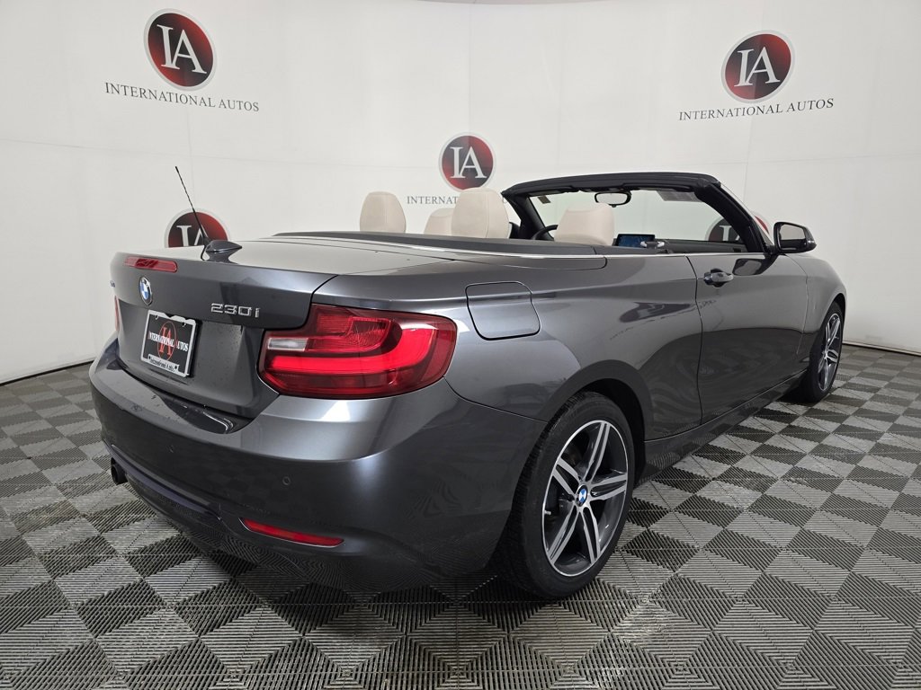 Used 2017 BMW 230i xDrive Convertible image 7