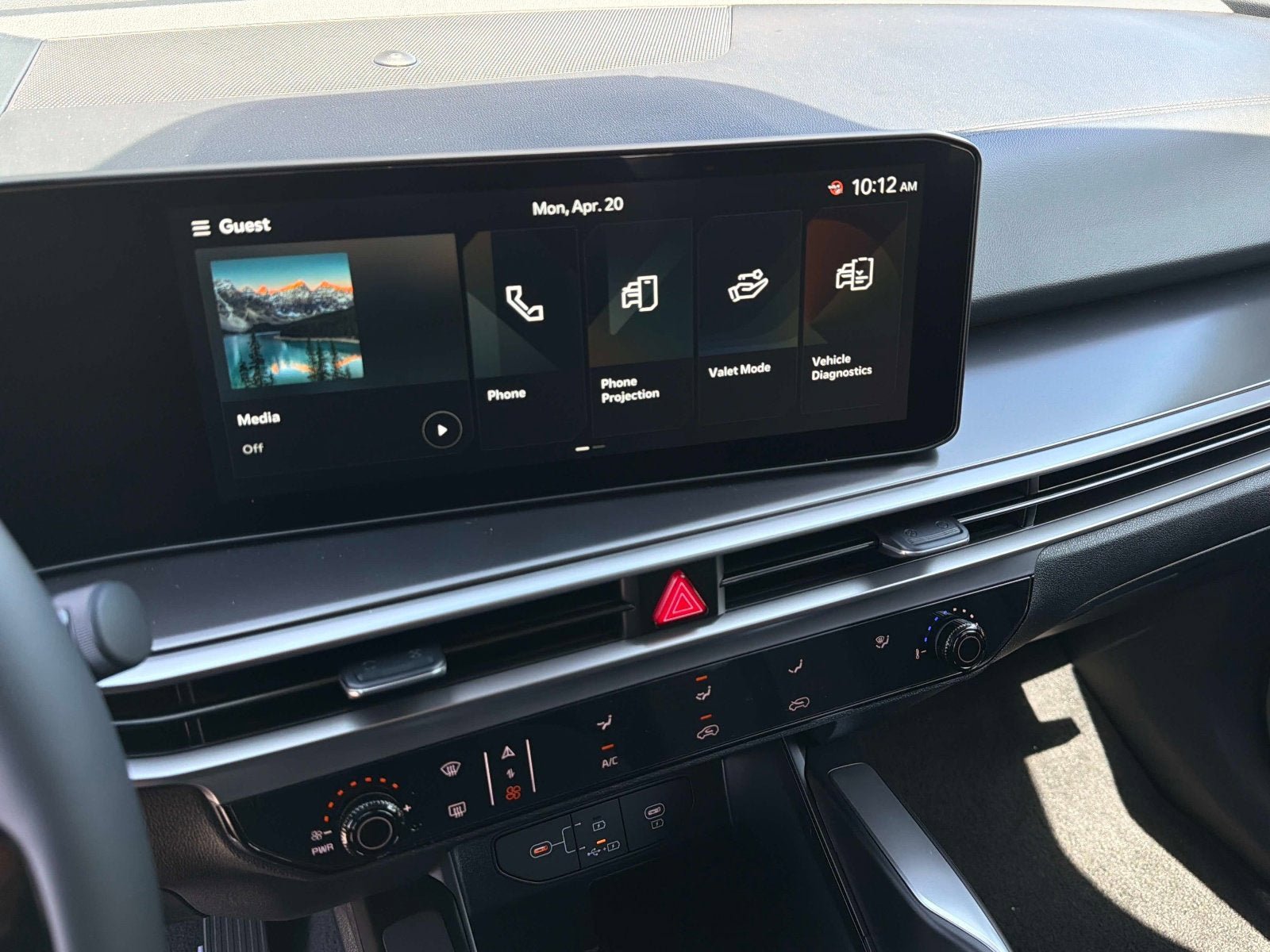 New 2026 Kia Sorento LX FWD image 18