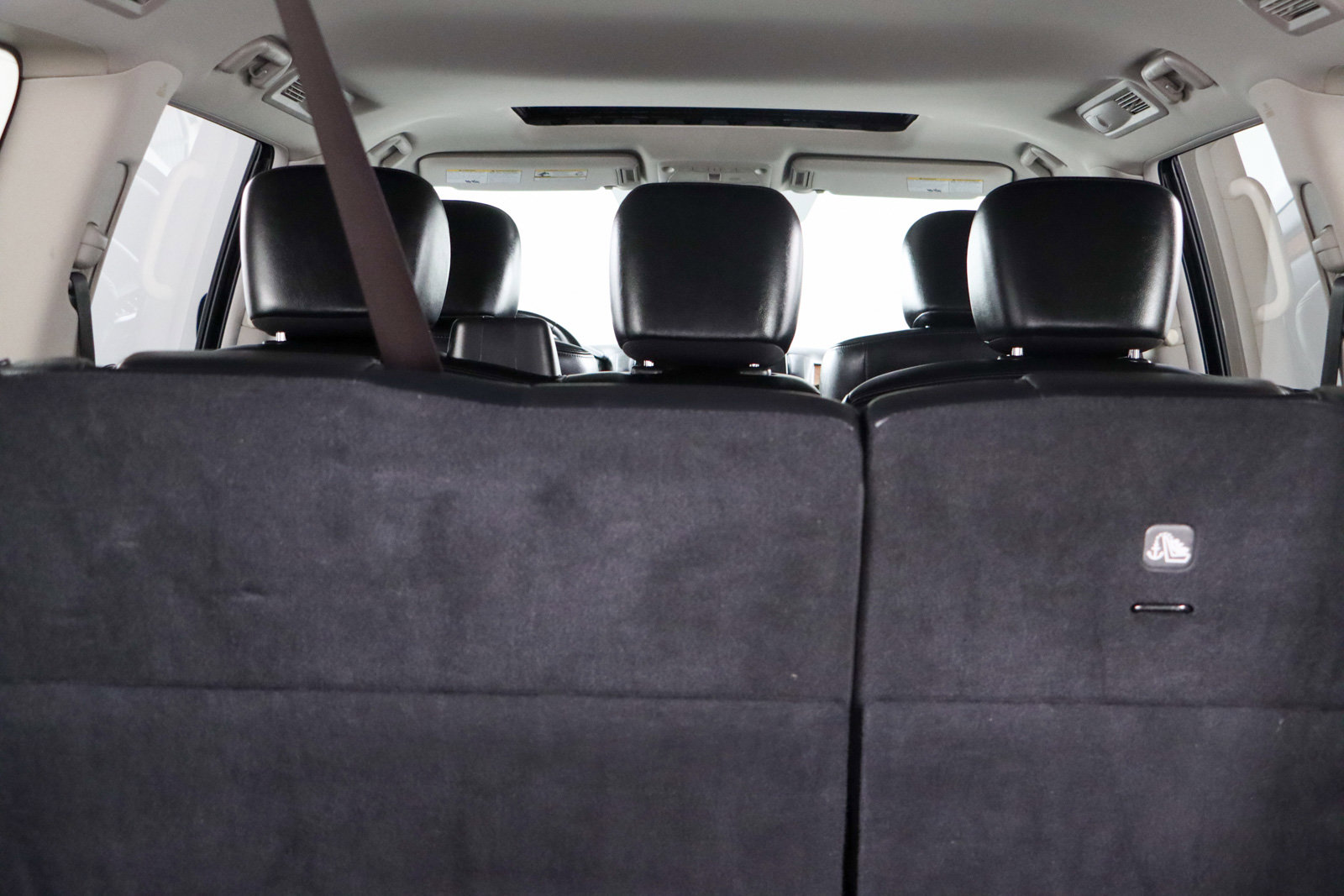 Used 2024 Nissan Armada SL image 32