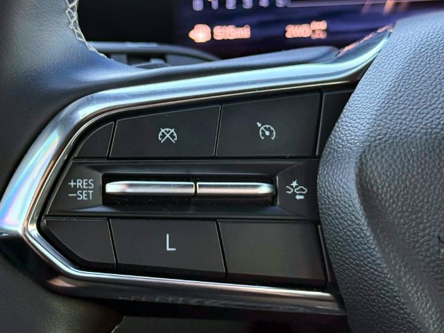 Used 2024 Chevrolet Traverse LS AWD/4WD image 22