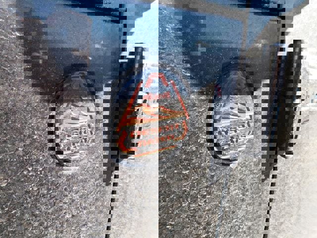 Used 2024 Jeep Gladiator Mojave w/ Technology Group image 7