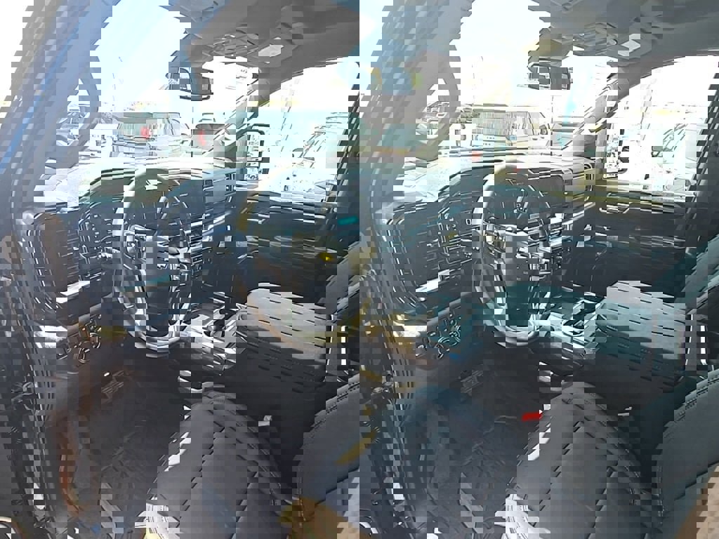 New 2025 Chevrolet Silverado 3500 LTZ w/ LTZ Convenience Package image 14