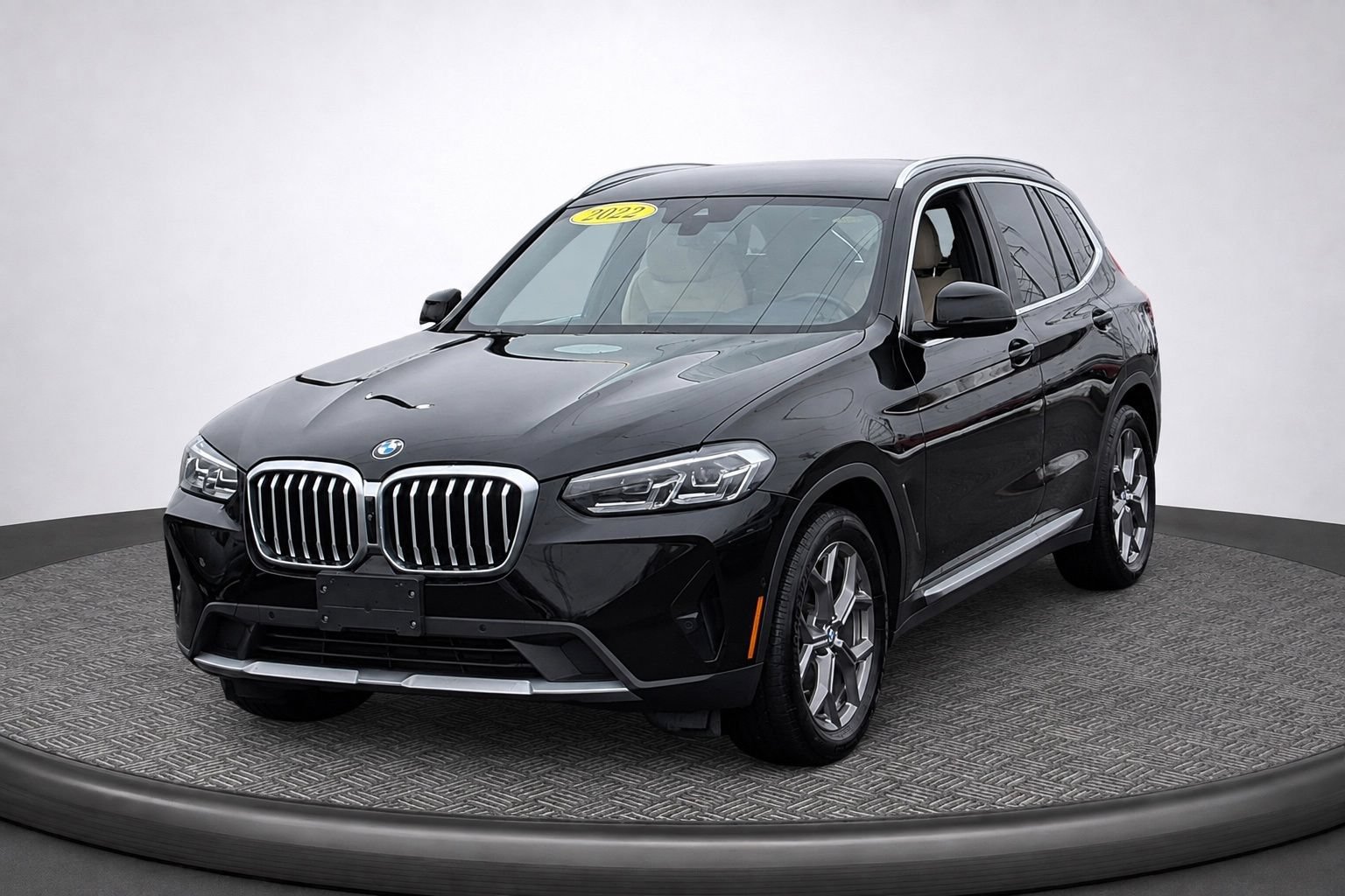 Used 2023 BMW X3 xDrive30i w/ Parking Assistance Package AWD/4WD video 1