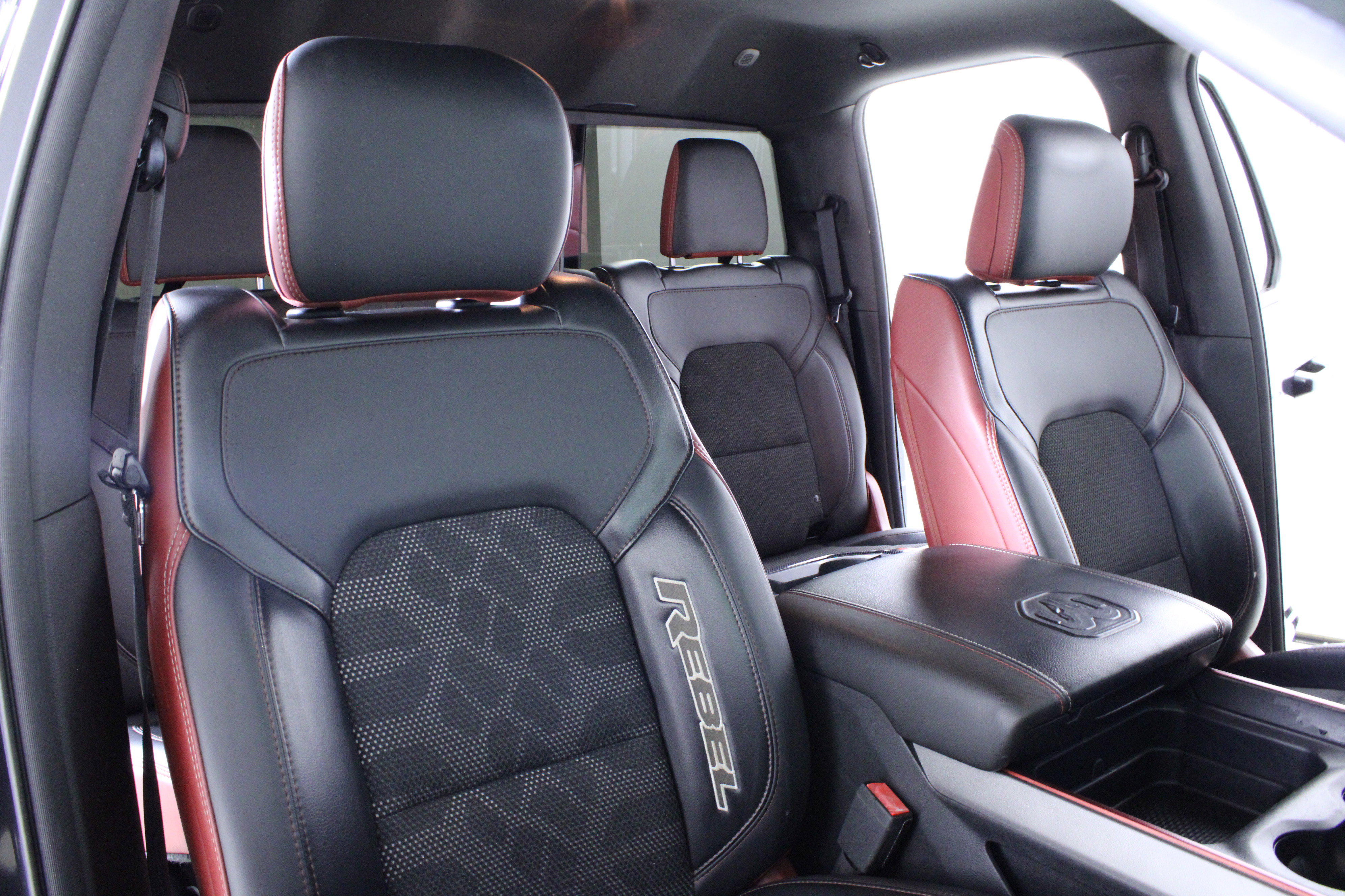 Used 2019 RAM 1500 Rebel image 16