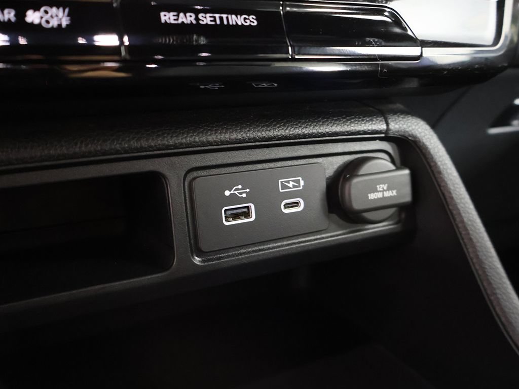 Certified 2024 Honda Pilot Sport image 51