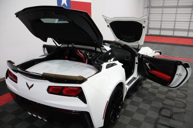 Used 2019 Chevrolet Corvette Grand Sport RWD image 39