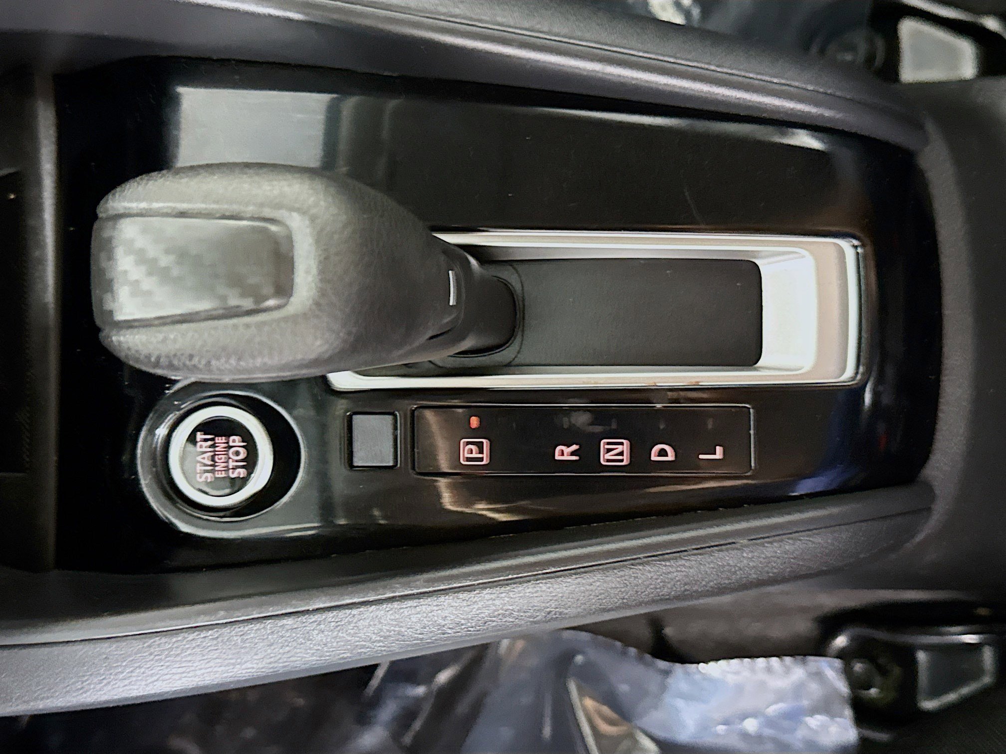 Used 2024 Nissan Versa SV w/ Trunk Package image 20