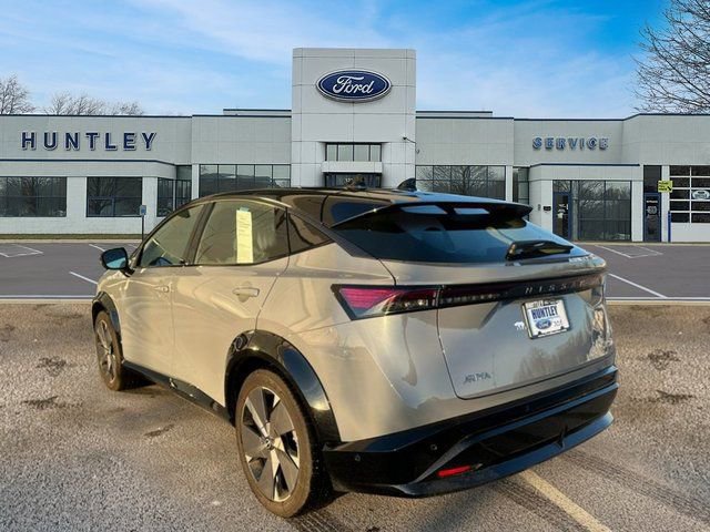 Used 2024 Nissan Ariya AWD image 6