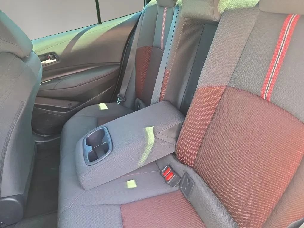Used 2025 Toyota Corolla SE FWD image 39