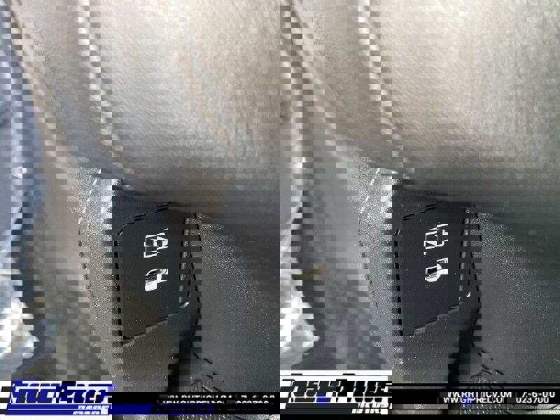Used 2024 Honda HR-V LX image 25