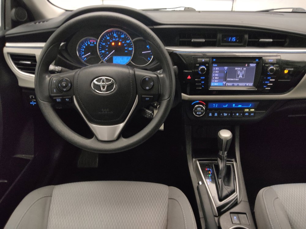 Used 2016 Toyota Corolla LE FWD image 22