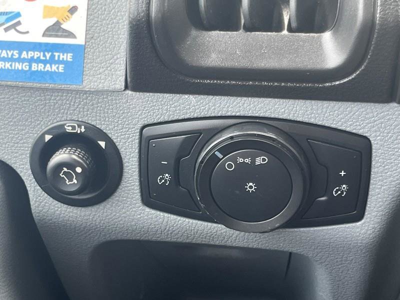 Used 2019 Ford Transit 250 image 23
