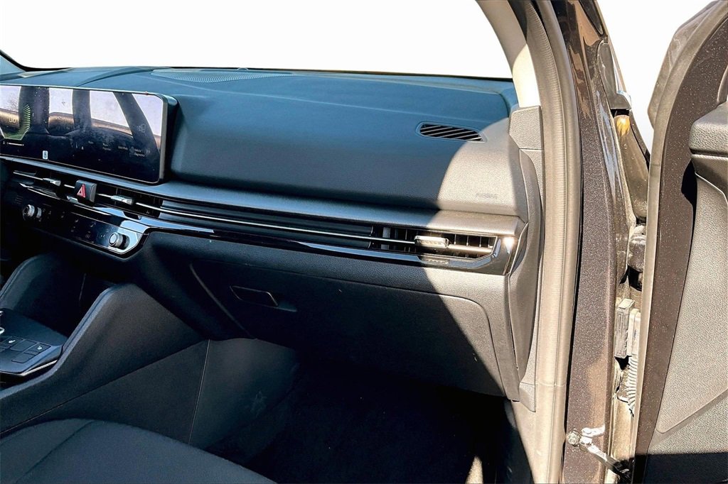 Certified 2026 Kia Sportage LX w/ LX Convenience Package image 16