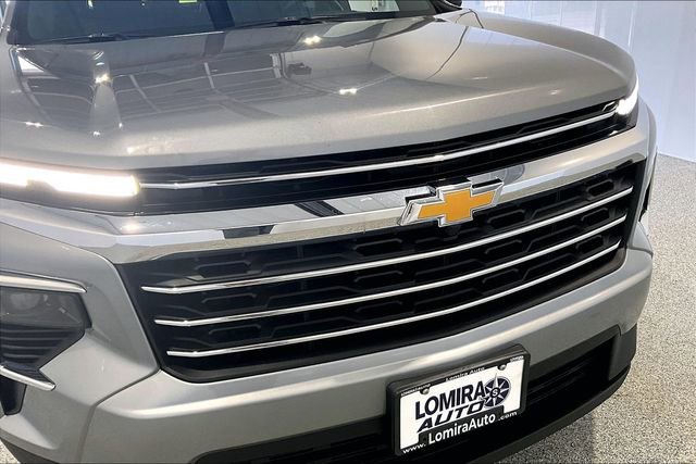 Used 2025 Chevrolet Traverse LT AWD/4WD image 35